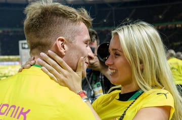 2017 jubelten sie gemeinsam über den DFB-Pokal in Berlin: Damals gewann Dortmund das Finale gegen Eintracht Frankfurt.