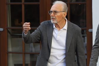 Franz Beckenbauer: Der "Kaiser" lud zu Beginn des Jahres zum traditionellen Karpfenessen in Kitzbühel ein.
