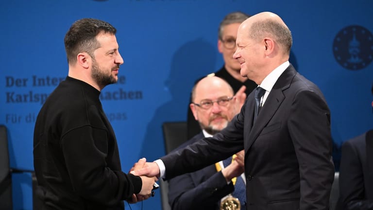Ukrainischer Präsident in Deutschland - Karlspreis