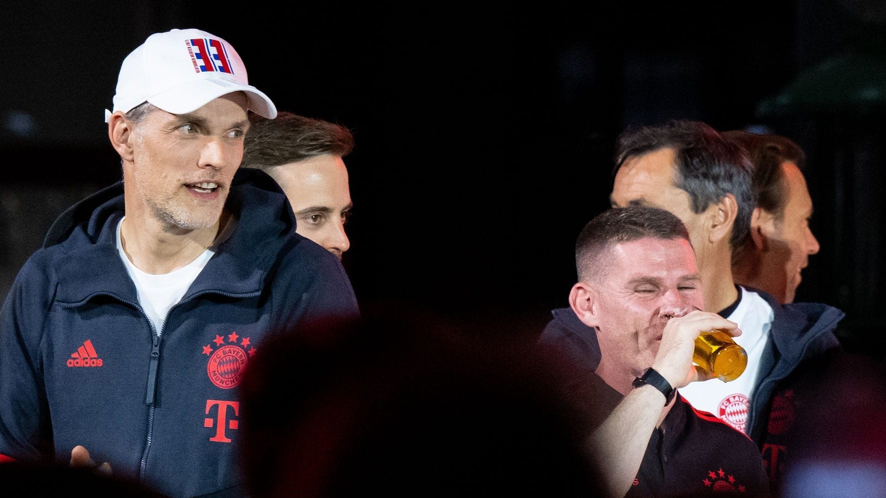 Party nach der Rückkehr: Thomas Tuchel und seine Mannschaft feierten den Gewinn der Meisterschaft.