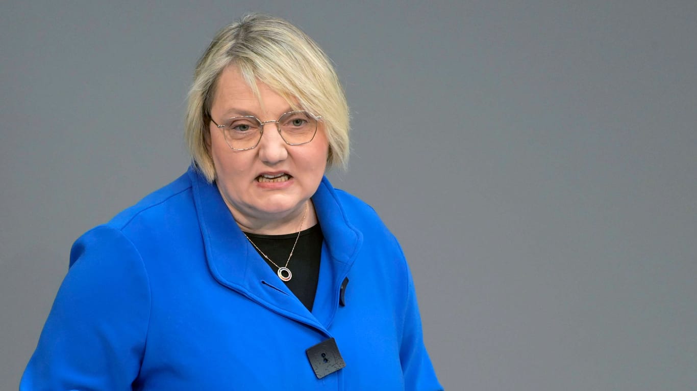 Parlamentarische Geschäftsführerin der SPD-Fraktion Katja Mast: Laut der Politikerin ist es realistisch, das geplante Heizungsgesetz bis Sommer noch zu beschließen.