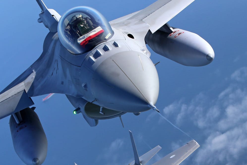 F-16-Kampfjets der polnischen Luftwaffe: Mehrere Länder planen die Ausbildung von ukrainischen Kampfpiloten an F-16-Jets.