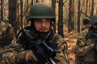Mit westlichen Waffen und viel Pathos: Dieser Film der ukrainischen Armee wirkt wie der Startschuss einer Gegenoffensive.