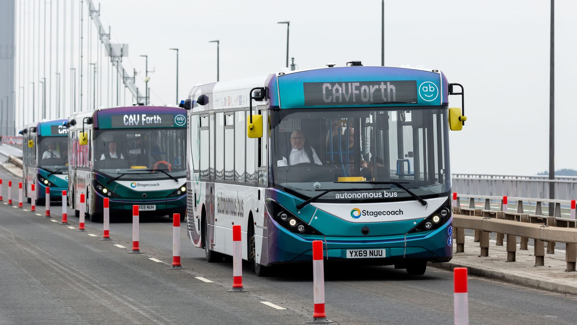 Im Probebetrieb: Busse einer Linie in Edinburgh fahren jetzt selbstständig.