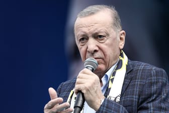 Recep Tayyip Erdoğan im Wahlkampf in der Türkei: Der türkische Präsident setzt auch auf Wählerstimmen aus Deutschland.