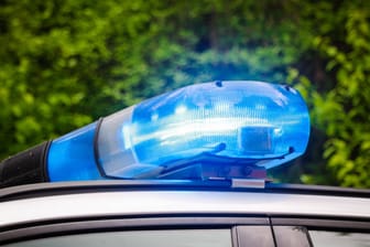 Blaulicht der Polizei (Symbolbild): Eine vermisste 13-Jährige ist wieder da.