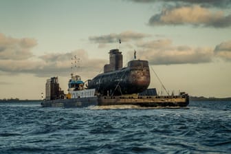 Das Unterseeboot U17 der Bundesmarine: Das U-Boot wird zurzeit von Kiel nach Speyer transportiert.