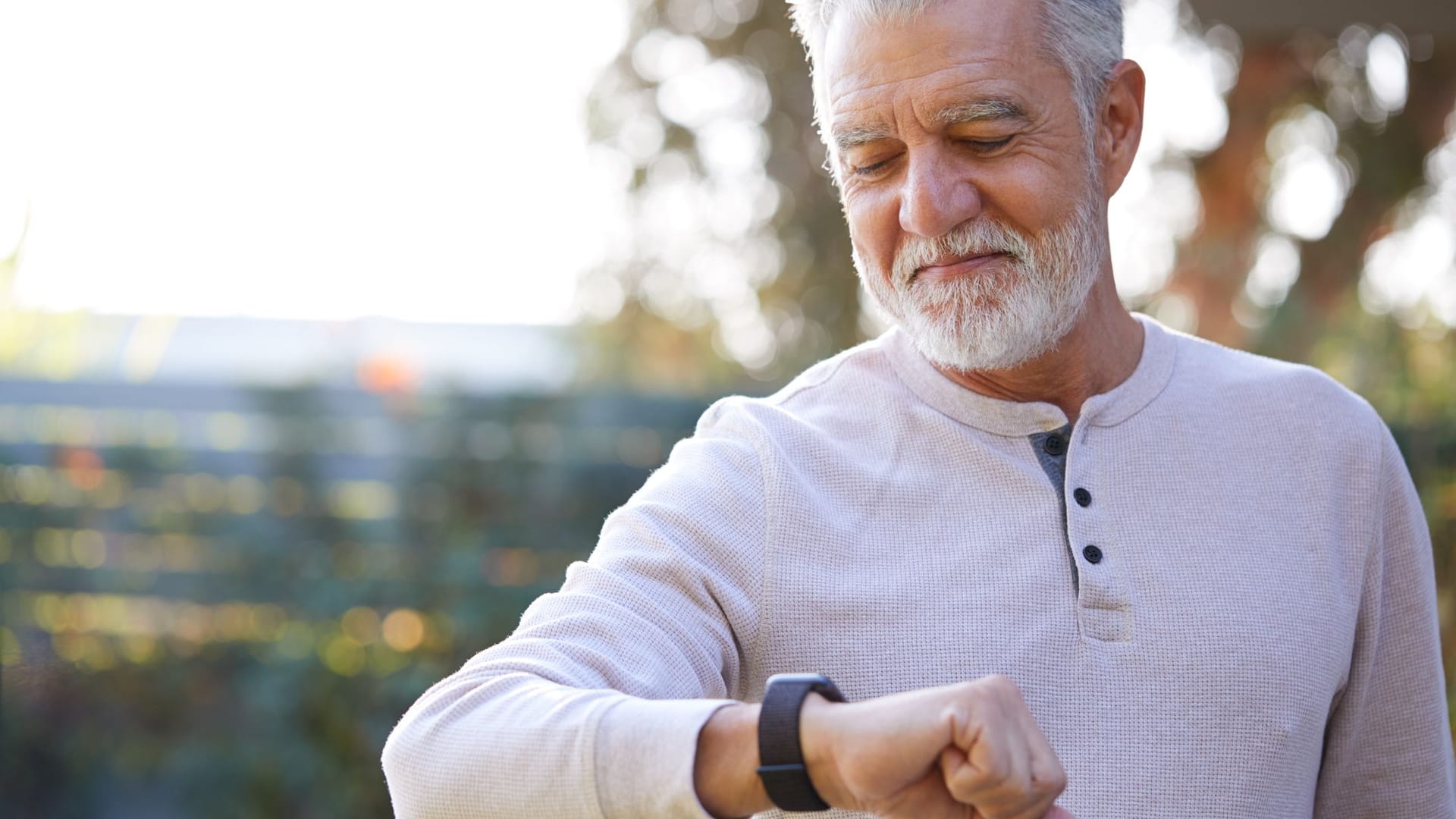 Auf Ihrer Apple Watch können Sie Mitteilungen des beliebten Messengers empfangen.