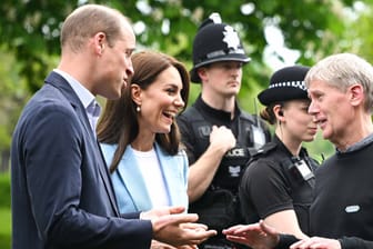 Prinz William und Prinzessin Kate: Vor dem Krönungskonzert zeigten sich die beiden vor Schloss Windsor.