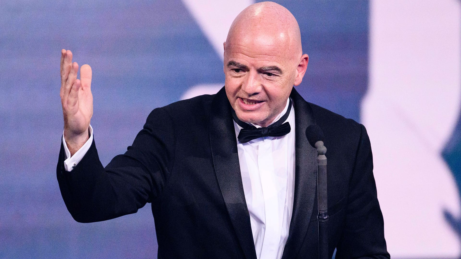 Gianni Infantino: Mit Blick auf die Frauen-WM erwartet er bessere Angebote der Sendeanstalten.