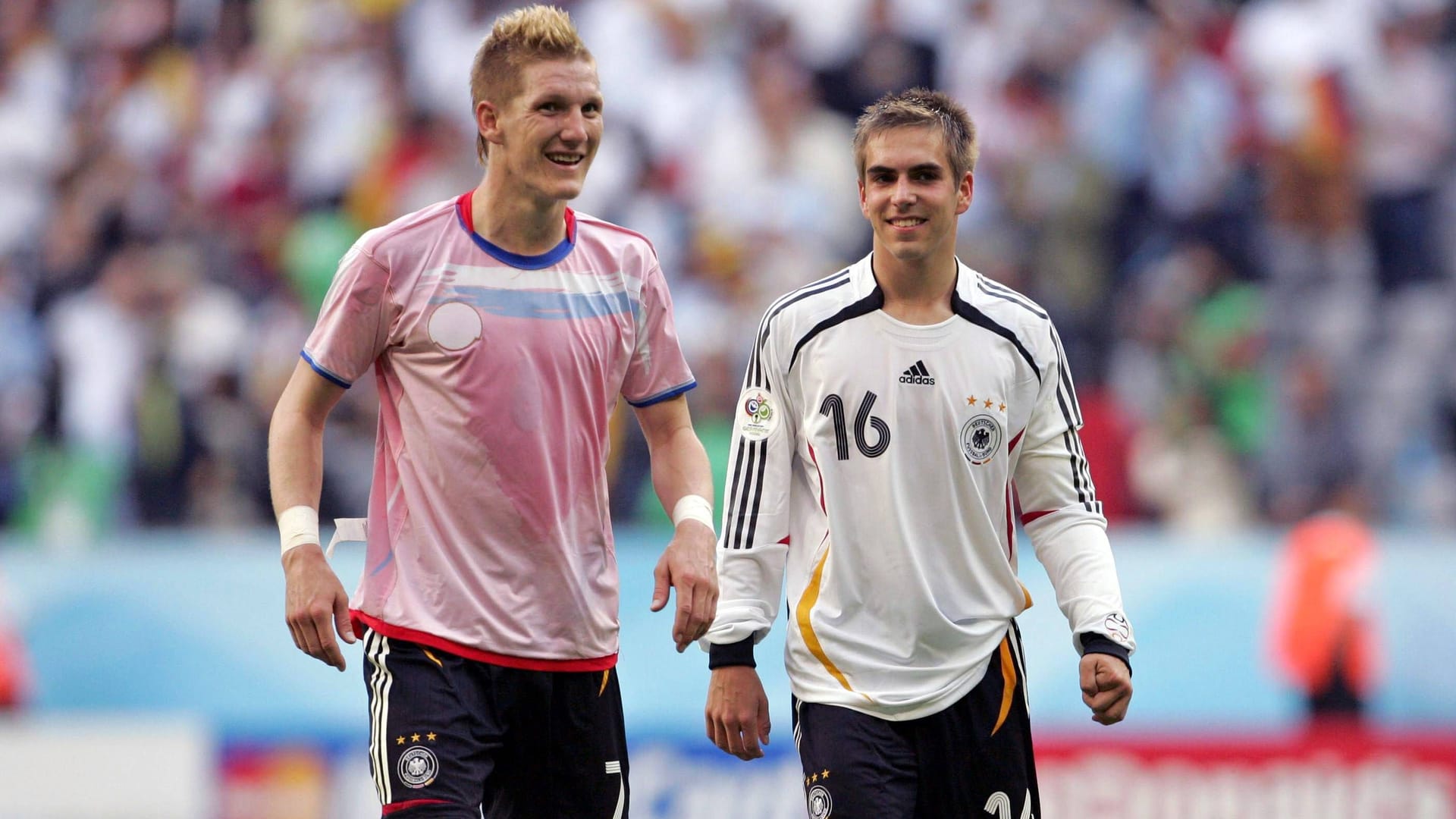 Philipp Lahm (r.) nach dem Eröffnungsspiel 2006 gegen Costa Rica.
