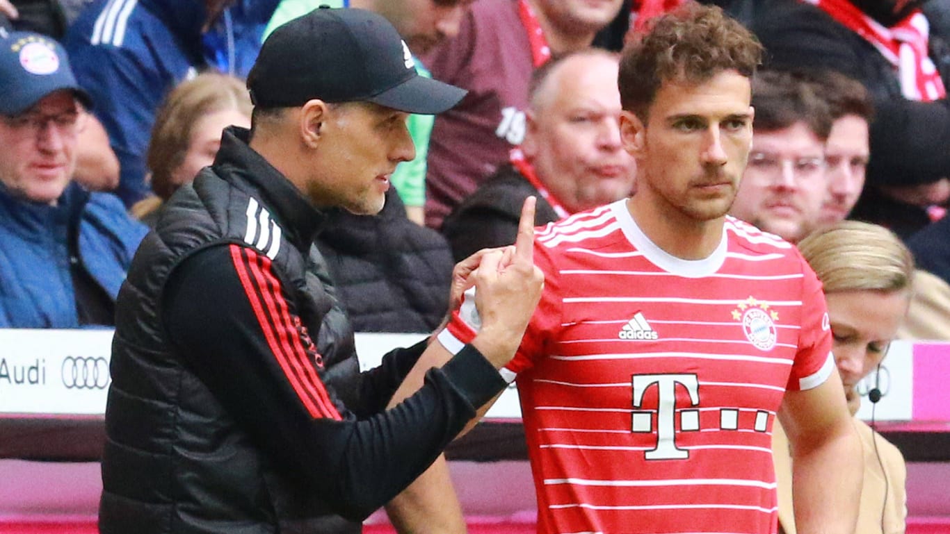 Thomas Tuchel (l.) und Leon Goretzka: Der Nationalspieler ist eines der Opfer des neuen Knallhart-Kurses des Bayern-Trainers.