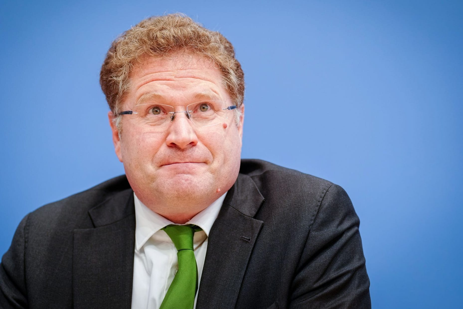 Patrick Graichen: Der Staatssekretär war wegen persönlicher Verflechtungen bei der Besetzung eines Spitzenpostens unter Druck geraten.