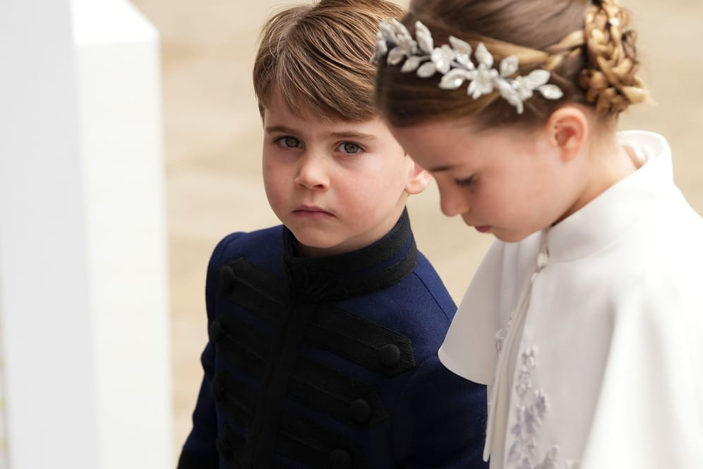 Prinz Louis: Der Fünfjährige verließ zwischendurch die Zeremonie.
