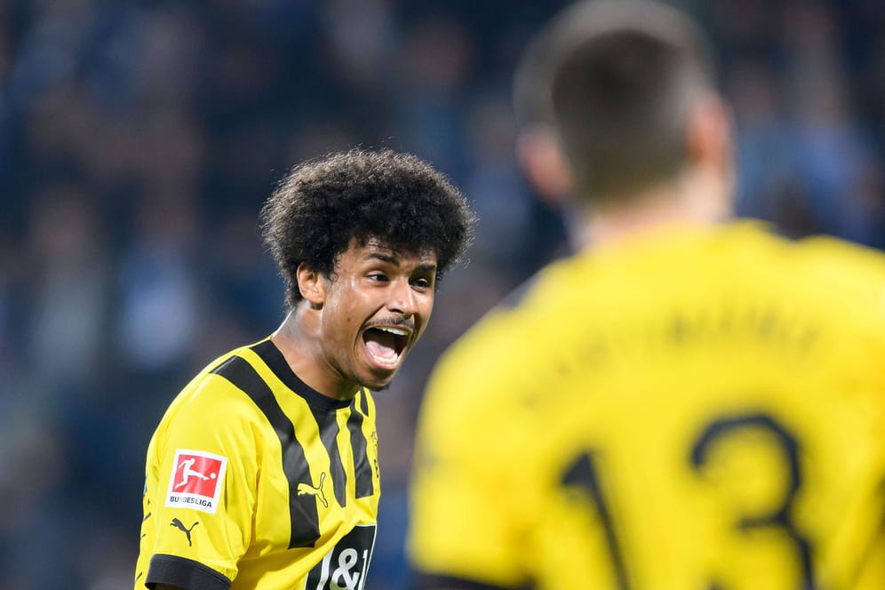 Karim-David Adeyemi von Borussia Dortmund: Beim Training des aktuellen Bundesliga-Zweiten kam es zu einem olfaktorischen Zwischenfall.