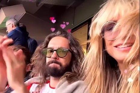 Heidi Klum und Tom Kaulitz beim Spiel des FC Bayern: Noch sind die beiden guter Dinge.