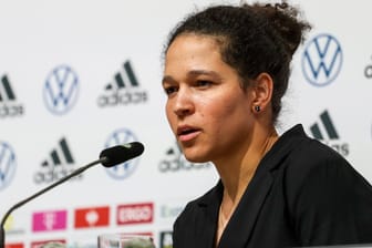 Célia Šašić: Die Ex-Nationalspielerin ist Botschafterin für die EM in Deutschland 2024.