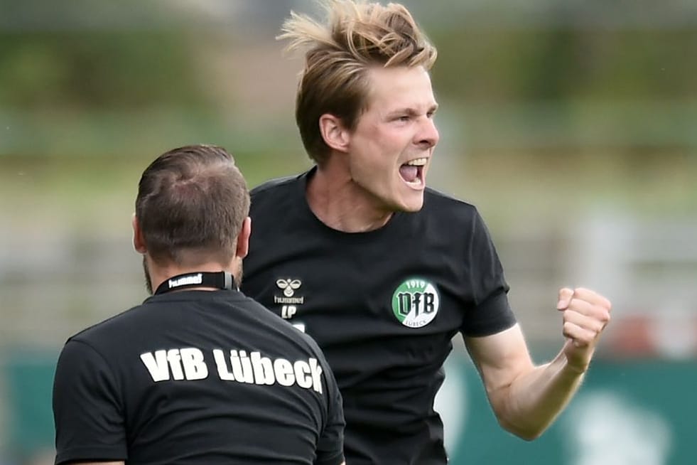 Lübeck-Trainer Lukas Pfeiffer (Archivbild): Zurück in der 3. Liga.