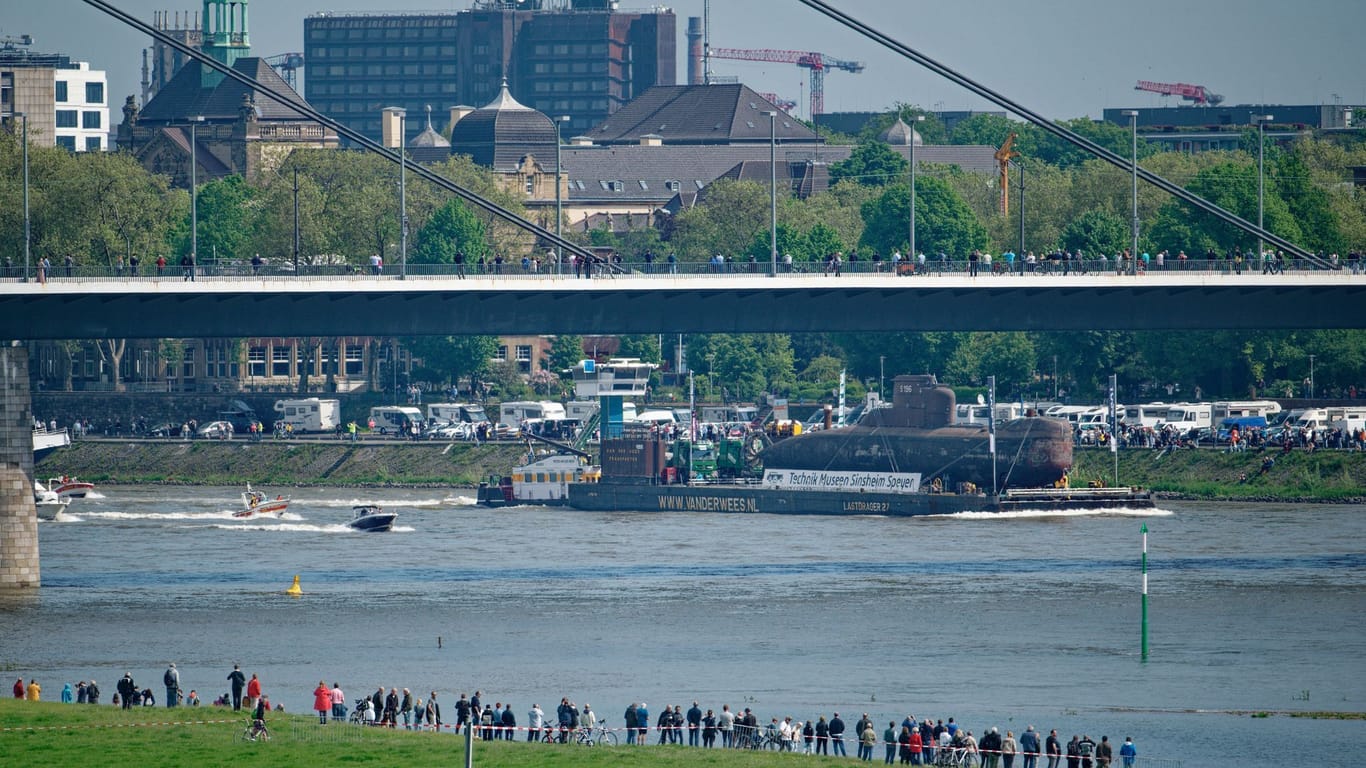 U-Boot auf dem Rhein