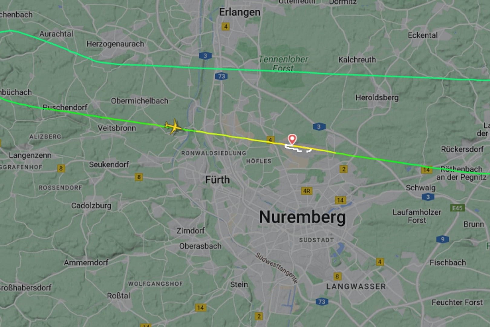 Die Route von Flug W43370: Schon kurz nach dem Start drehte die Maschine ab und steuerte Nürnberg wieder an.