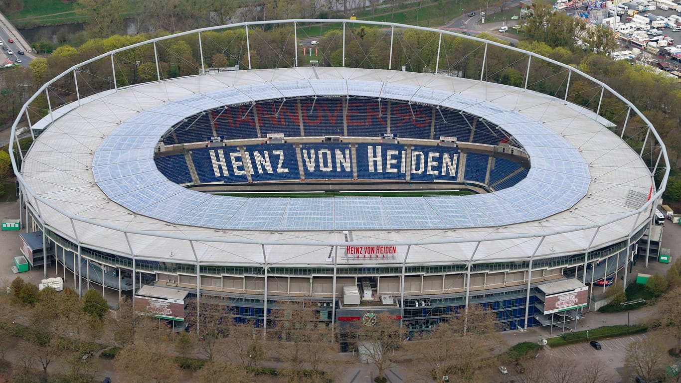 Luftaufnahme der Heinz-von-Heiden-Arena: Der neue Vertrag soll bis zum Jahr 2096 gelten.