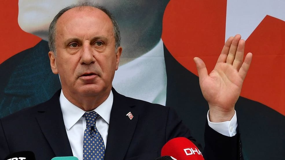 Muharrem İnce: Der Vorsitzende der Partei Memleket zieht sich aus dem Rennen um die türkische Präsidentschaft zurück.