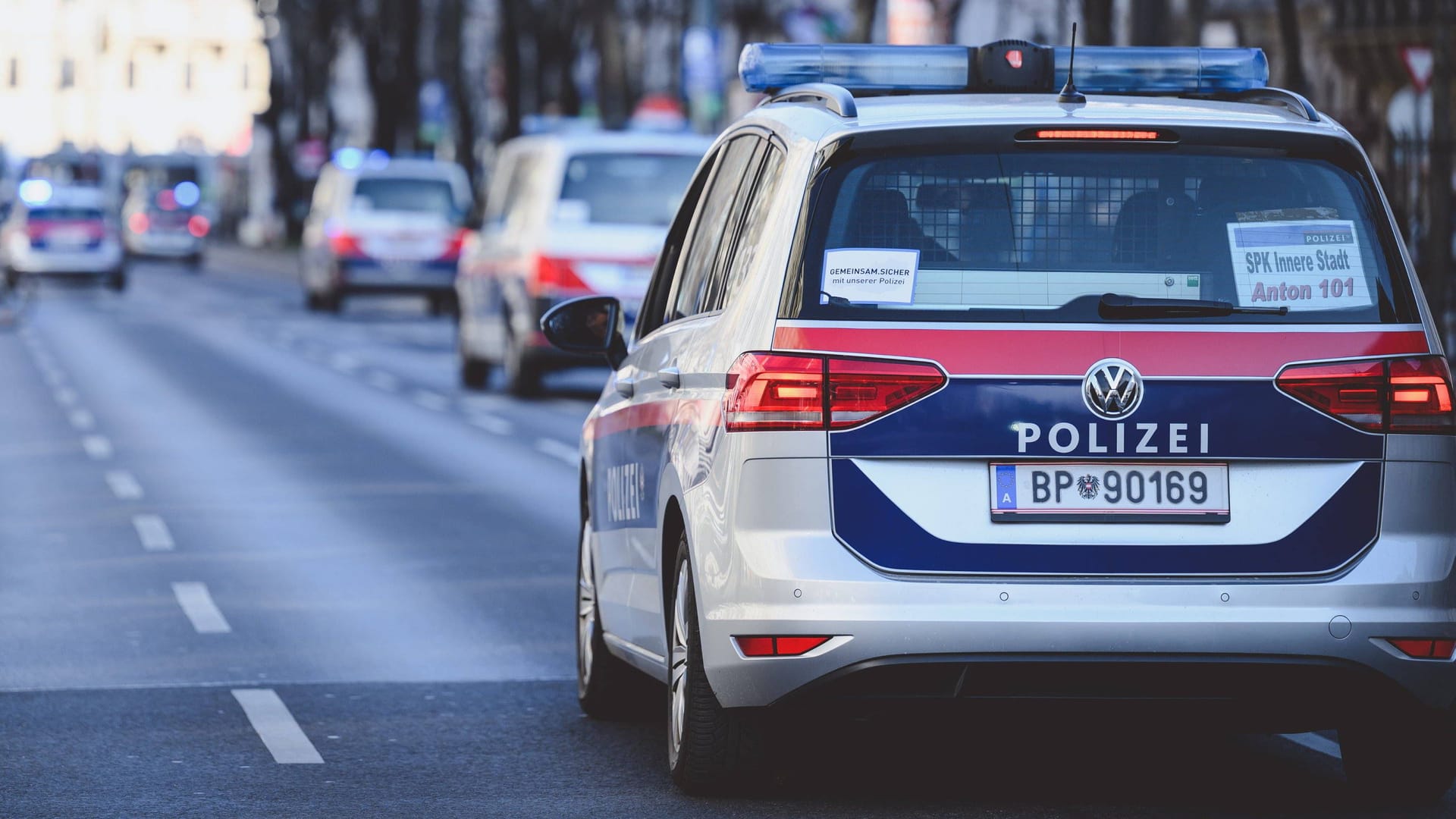 Polizei in Wien (Archivbild): Ein Mann soll eine Frau zwei Jahre lang gestalkt haben. Polizei in Wien (Archivbild): Ein Mann soll eine Frau zwei Jahre lang gestalkt haben.