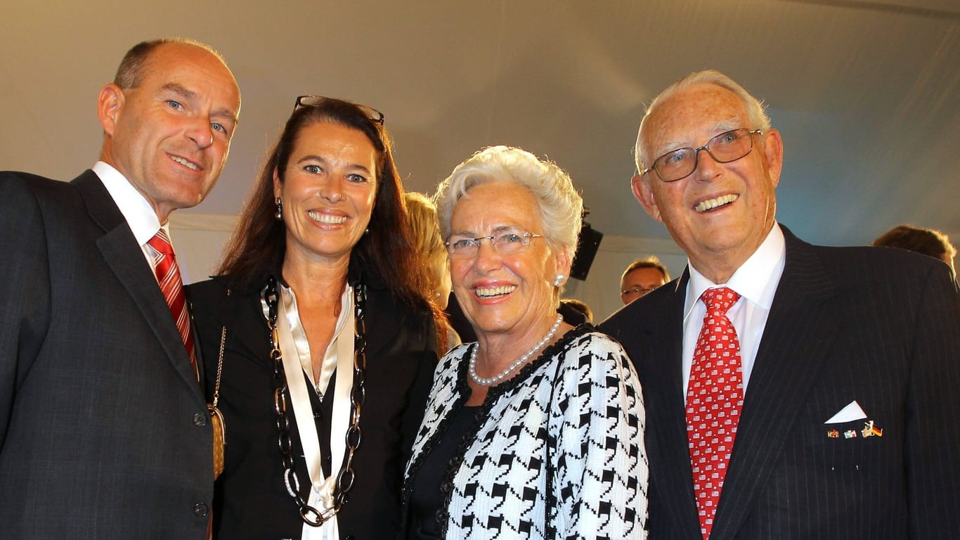 Preisverleihung an Helmut Kohl 2011: Karl-Erivan und seine Ehefrau Katrin Haub mit seinen Eltern Helga und Erivan Haub.