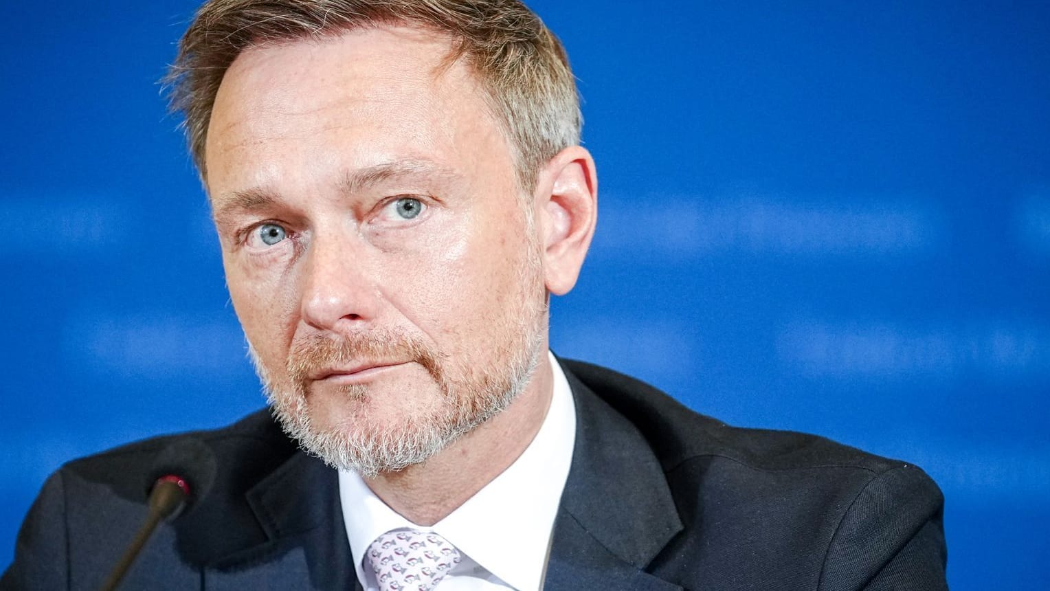 Christian Lindner (Archivbild): Der Finanzminister hat 13 Milliarden weniger Spielraum in seinem Etat für 2024.