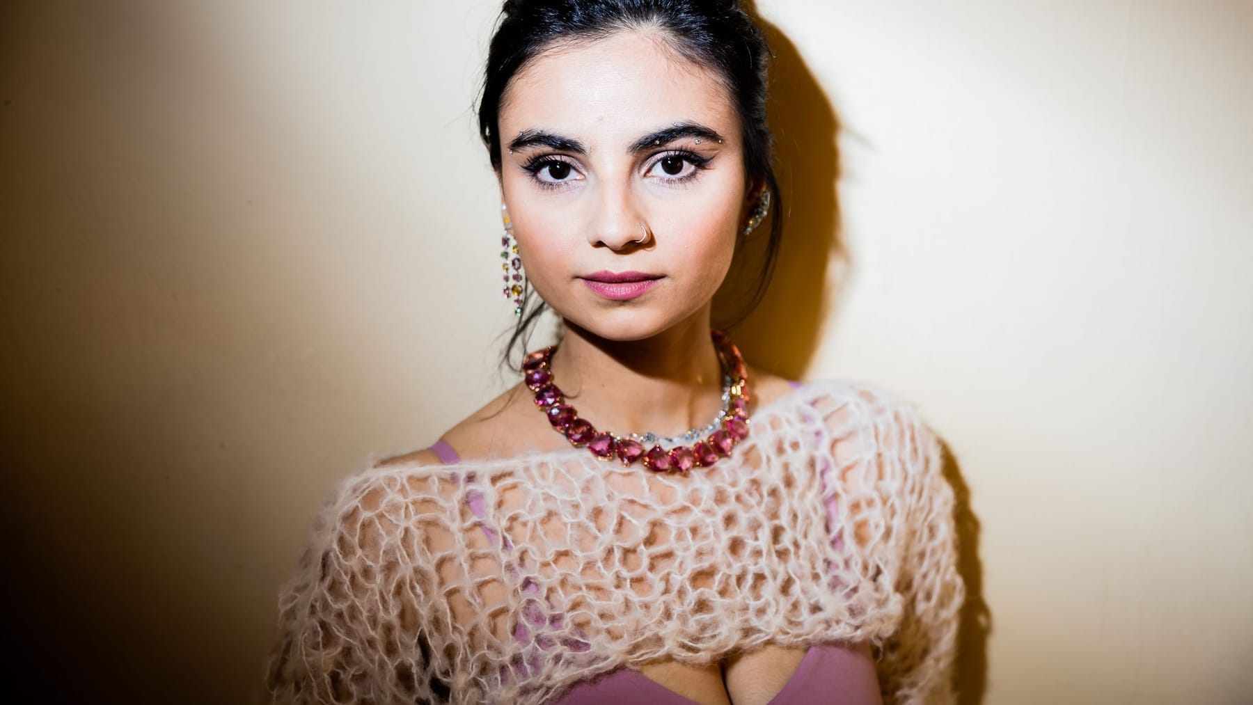 Bunte New Faces Award: Bayan Layla als beste Nachwuchsschauspielerin ...