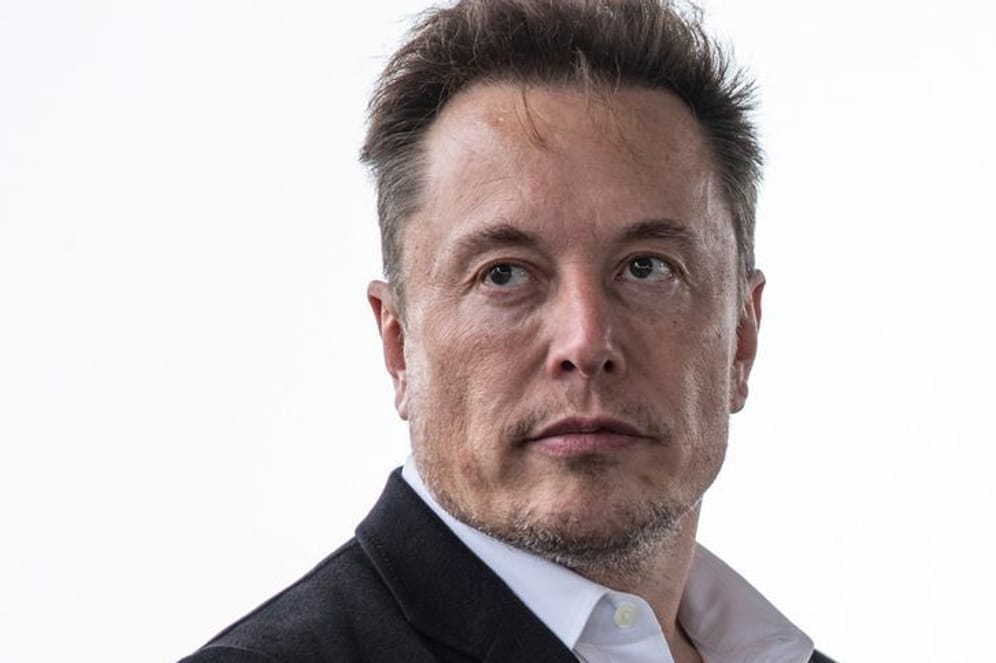 Elon Musk: Der Twitter-Chef tritt zurück.