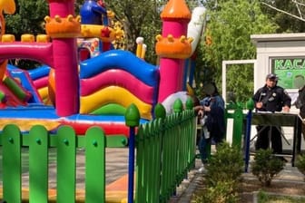 Hüpfburg in Mykolajiw: Hier strangulierte sich eine Vierjährige beim Spielen