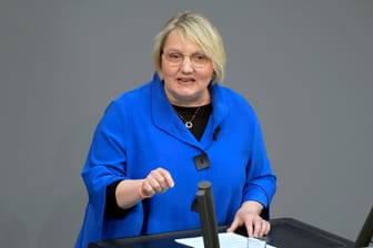 SPD-Fraktionsführerin Katja Mast (Archivbild): Ihre Partei will die Verhandlungen zum Gesetz nächste Woche weiterführen.