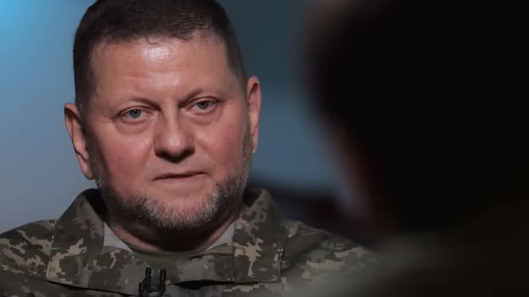 Walerij Saluschnyj im Interview mit Filmemacher Dmitry Komarow: "Der Sieg ist erreicht, wenn sämtliche besetzte Gebiete befreit sind."