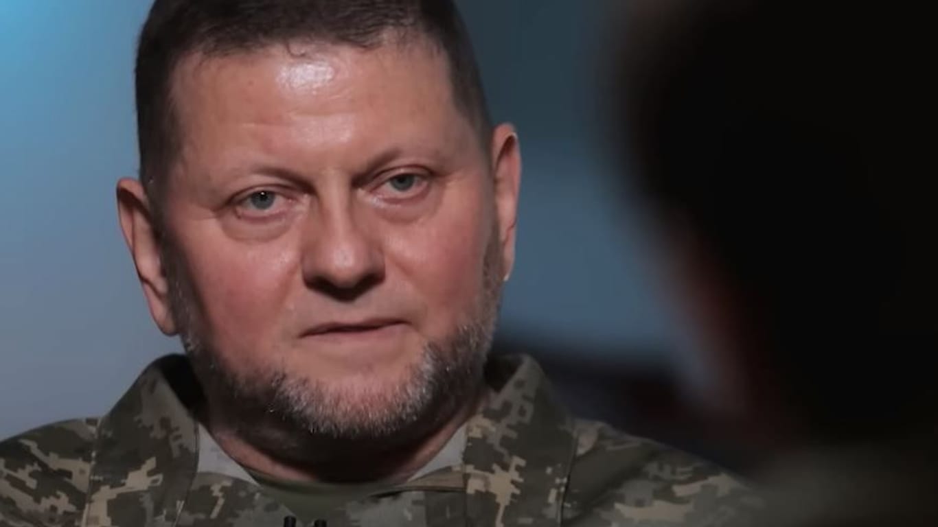Walerij Saluschnyj im Interview mit Filmemacher Dmitry Komarow: "Der Sieg ist erreicht, wenn sämtliche besetzte Gebiete befreit sind."