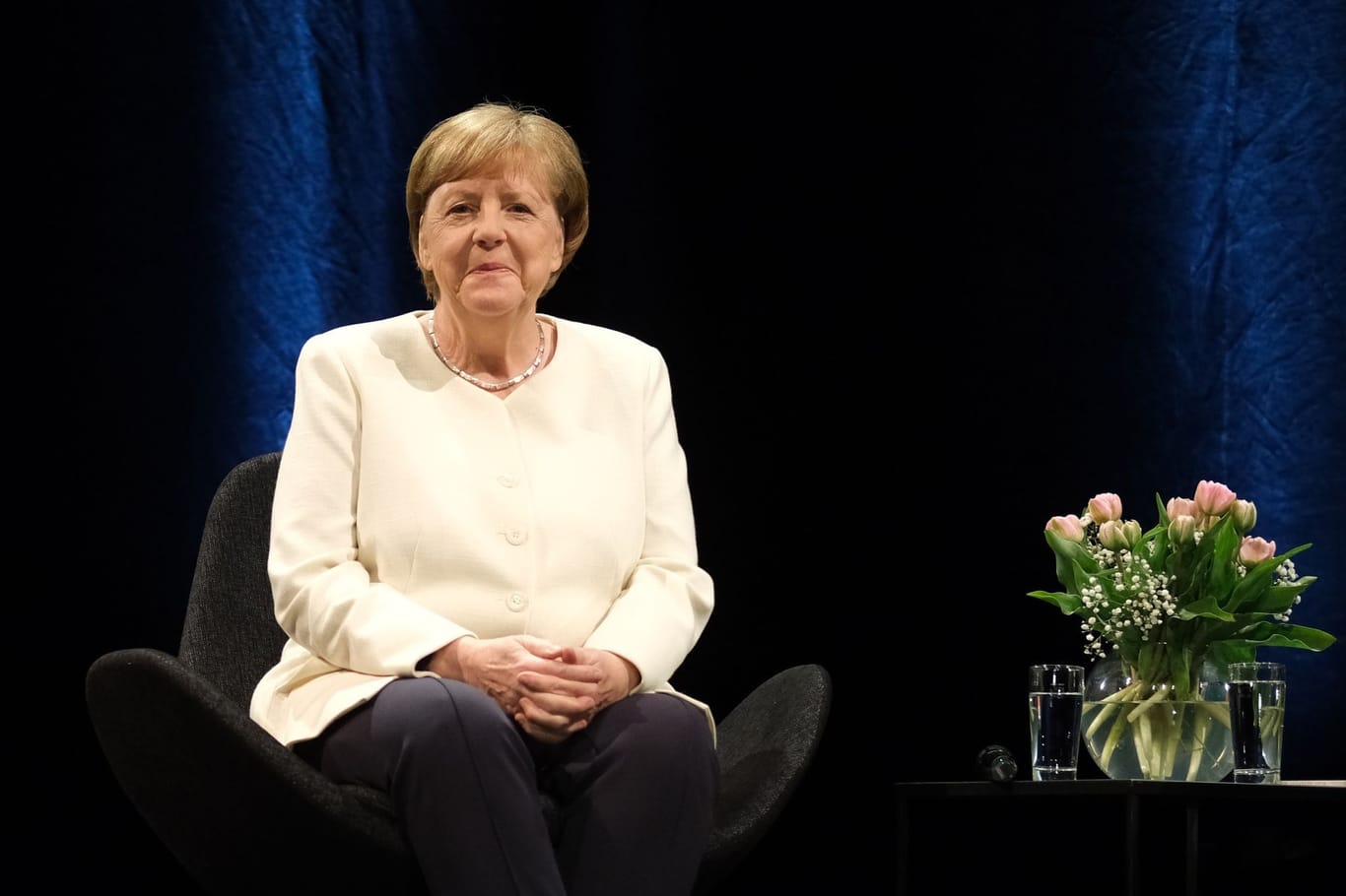 Die frΓΌhere Bundeskanzlerin Angela Merkel (Archivfoto): An diesem Dienstag wird sie mit dem hΓΆchsten Preis des Landes NRW geehrt. Die frΓΌhere Bundeskanzlerin Angela Merkel (Archivfoto): An diesem Dienstag wird sie mit dem hΓΆchsten Preis des Landes NRW geehrt.
