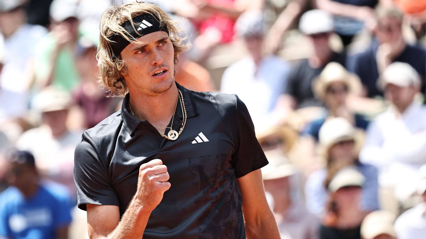 Alexander Zverev: Der Deutsche steht bei den French Open in der zweiten Runde.