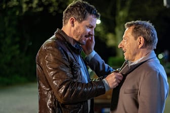 "Tatort: Die Nacht der Kommissare": Thorsten Lannert (Richy Müller) und Sebastian Bootz (Felix Klare) gehen auf Tuchfühlung.
