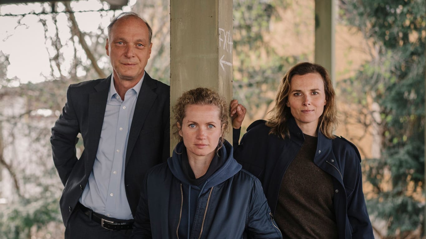 Seit 2019 ein Team: Martin Brambach (Peter Michael Schnabel), Cornelia Gröschel (Leonie Winkler) und Karin Hanczewski (Karin Gorniak).