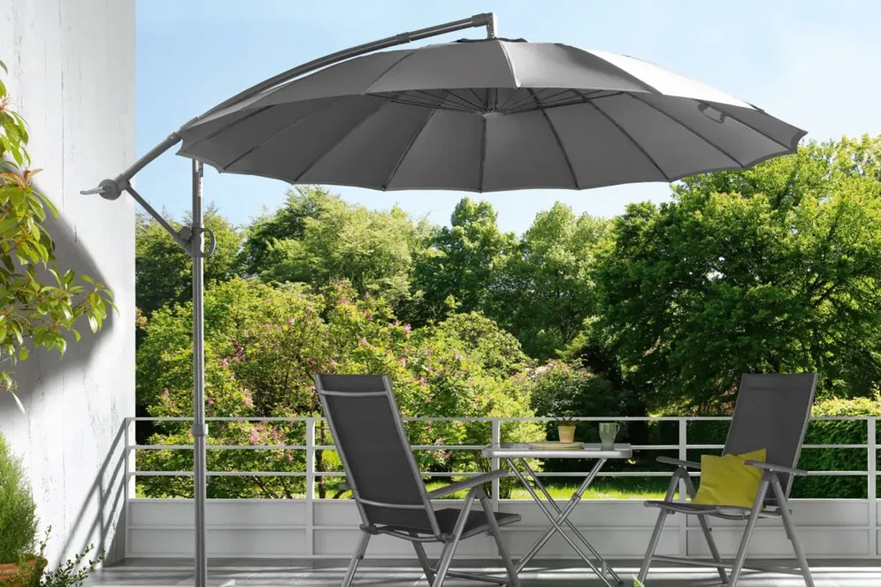 Sonnenschirme im Angebot: Reduzierte Modelle für Garten und Balkon finden Sie hier.