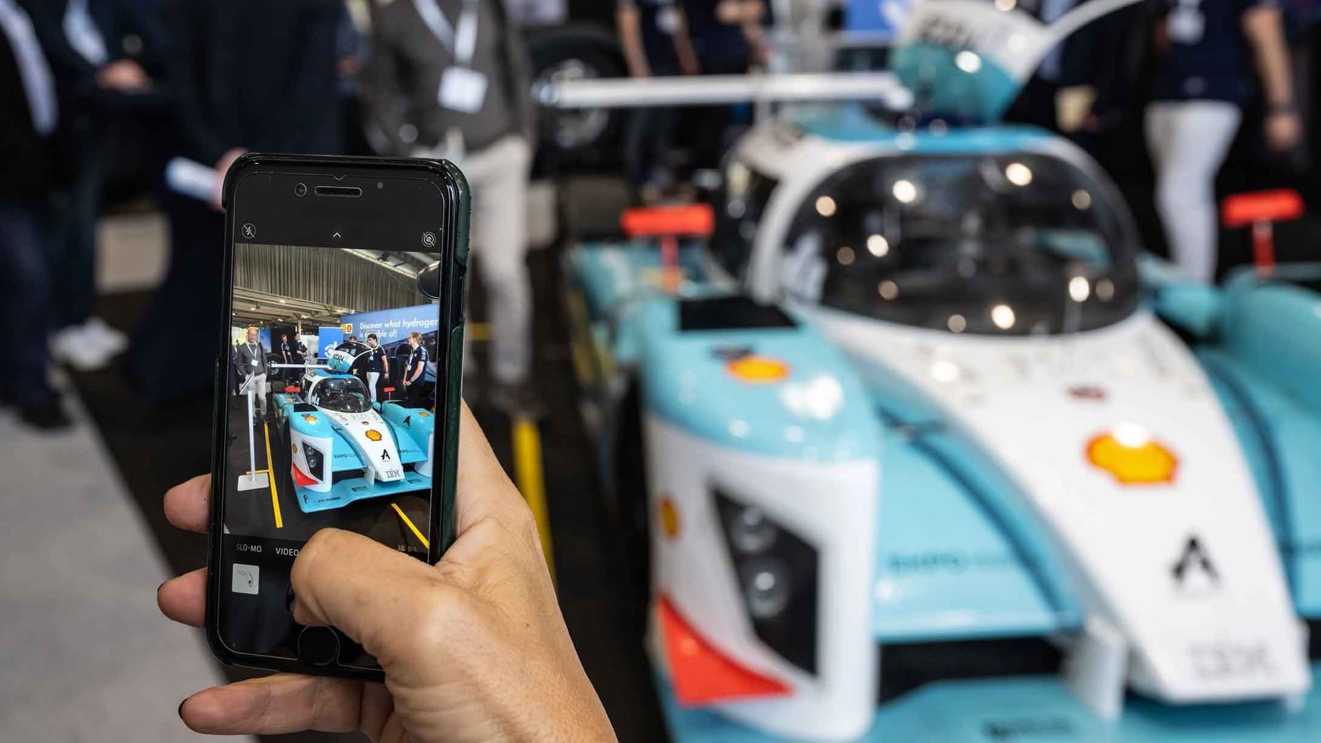 Die Messe Hydrogen Technology Expo Europe (Archivfoto): Da die Ausstellung rasant wachse, reiche die Fläche in Bremen nicht mehr aus. Ein Umzug sei unausweichlich. Die Messe Hydrogen Technology Expo Europe (Archivfoto): Da die Ausstellung rasant wachse, reiche die Fläche in Bremen nicht mehr aus. Ein Umzug sei unausweichlich.