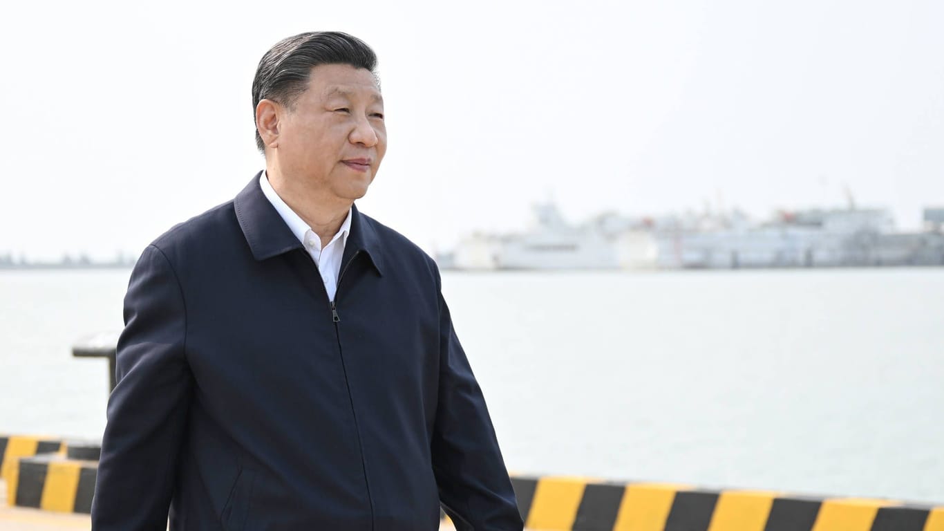 Xi Jinping (Archivbild): Seit seinem Amtsantritt wurden die rechtlichen Mittel für Ausreiseverbote ausgeweitet.