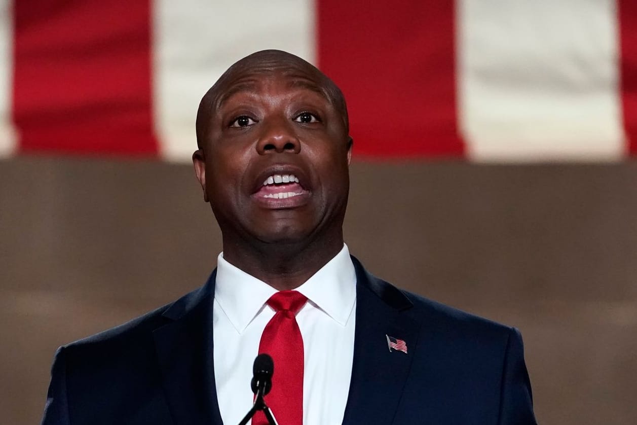 Tim Scott während des Republikanischen Parteitages vor den Präsidentschaftswahlen 2020, als Donald Trump für die Wiederwahl kandidierte. 2024 will Scott selbst für das Amt antreten.