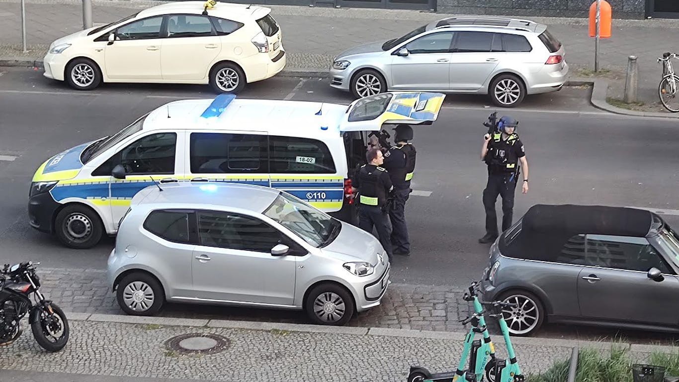 Polizeieinsatz in Berlin-Gesundbrunnen