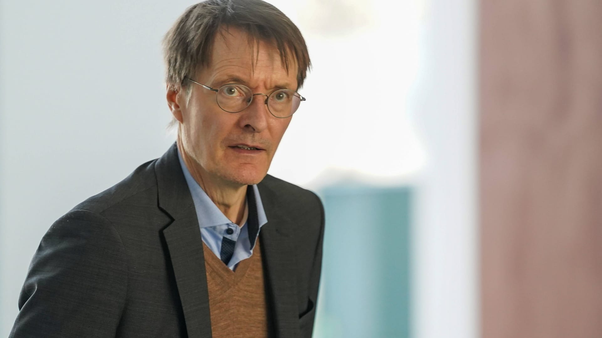 Minister Karl Lauterbach: Sein Haus muss den Medikamentenmangel bekämpfen.