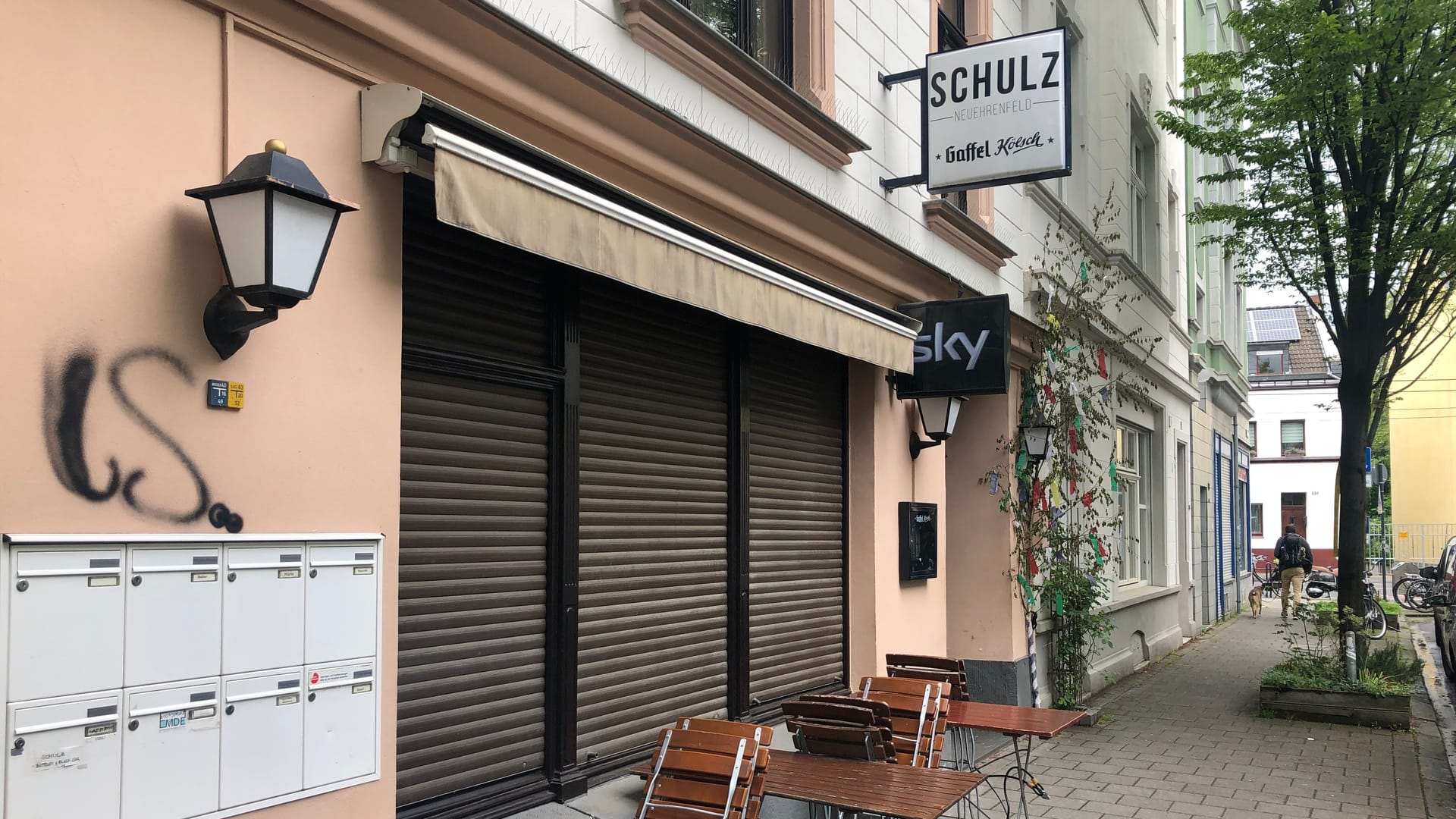 Das "Schulz" auf der Landmannstraße: Die Bauaufsichtsbehörde der Stadt Köln lässt die Kneipe schließen.