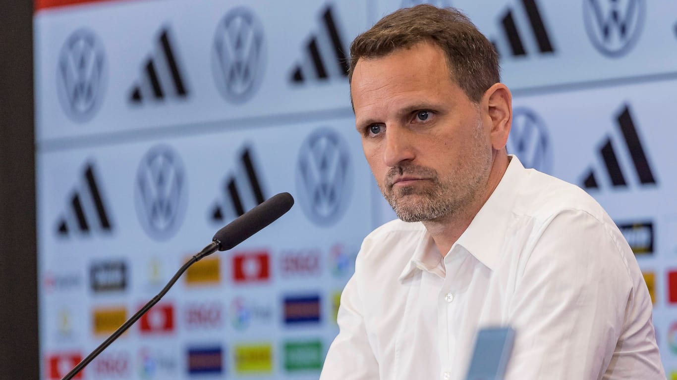 Joti Chatzialexiou: Er ist enttäuscht vom Verhalten des FC Bayern München.