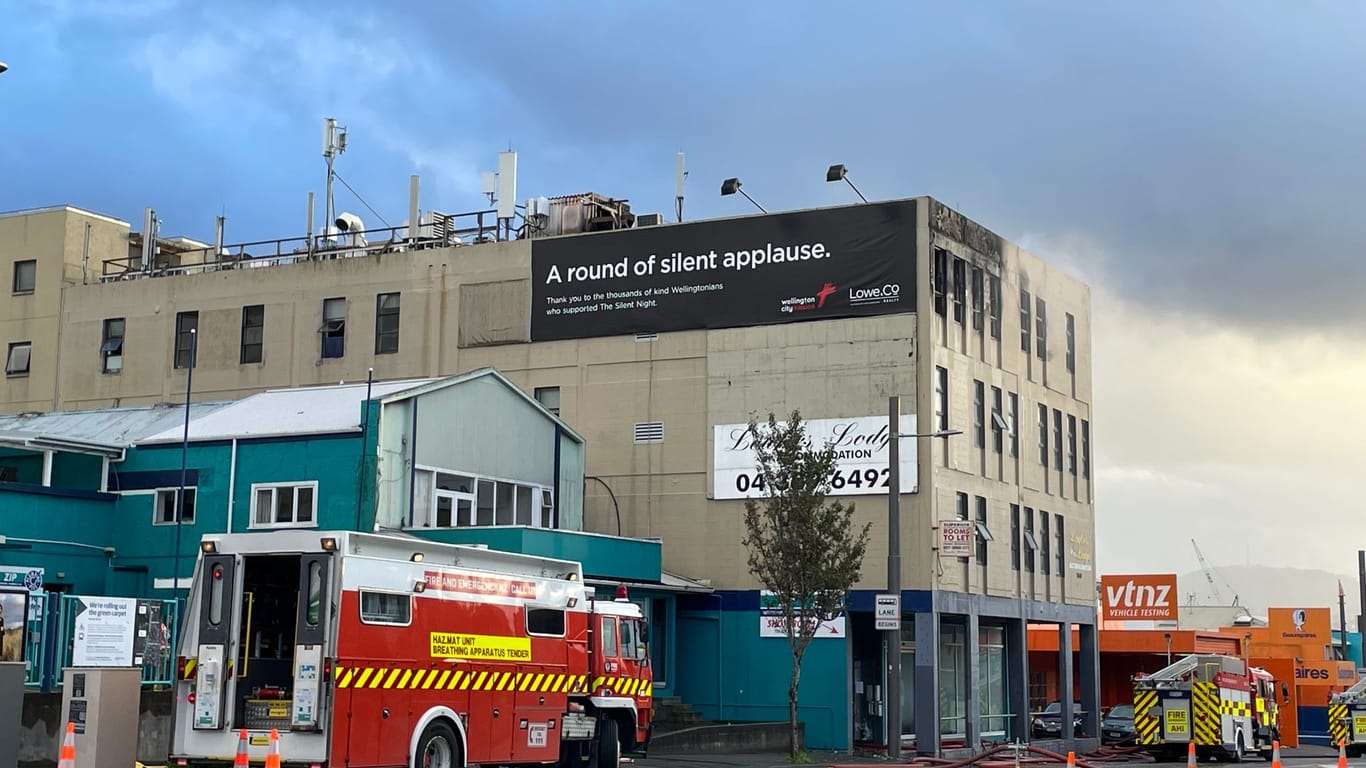 Tote bei Brand in Hostel in Neuseeland