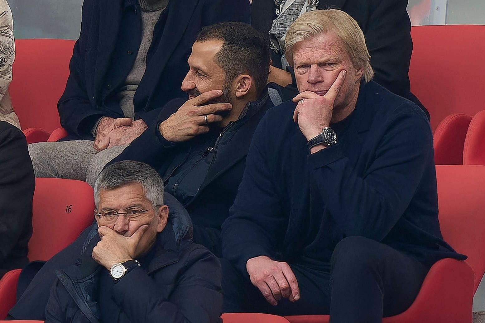 Herbert Hainer, Hasan Salihamidzic und Oliver Kahn (r.): Im Klub kracht es gewaltig.