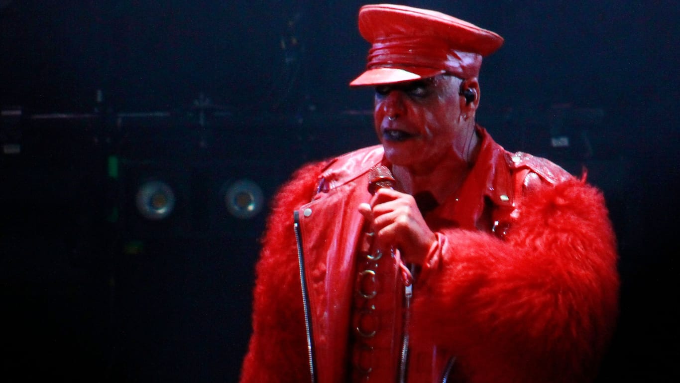 Till Lindemann: Er ist Frontsänger bei Rammstein.